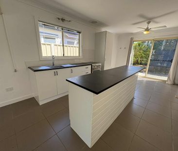Two bedroom Cottage In Quiet Suburb - Photo 4