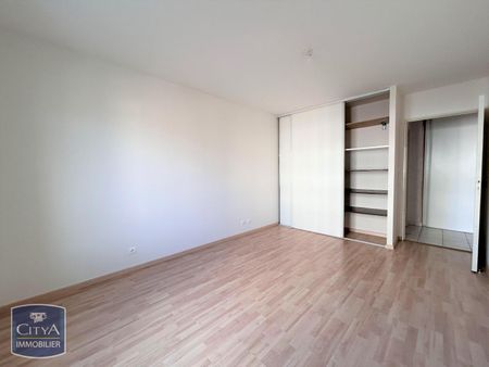 Location Appartement 3 pièces 71m² LIMOGES 87000 - Photo 3