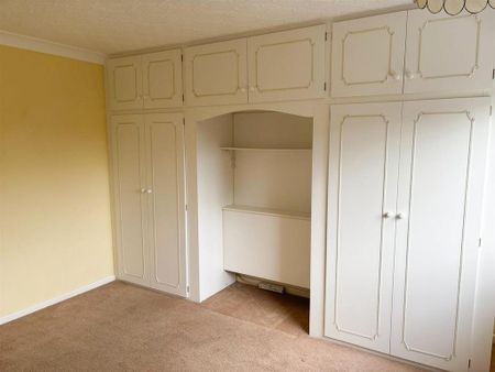 3 bedroom detached house to rent - Photo 5