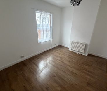 Spencer Street - Photo 3