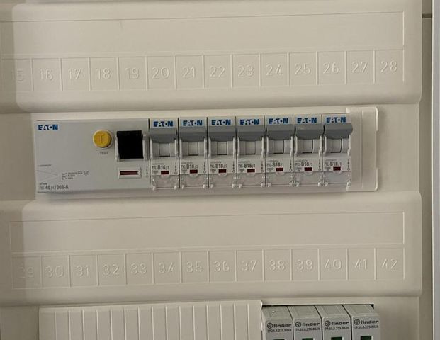 Frisch sanierter 4-Zi. Altbauwohnung, inkl. Küche - Foto 1