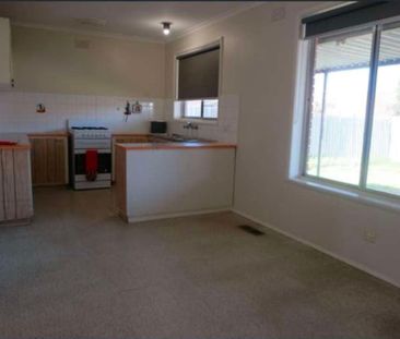 Gladstone Park - Photo 4