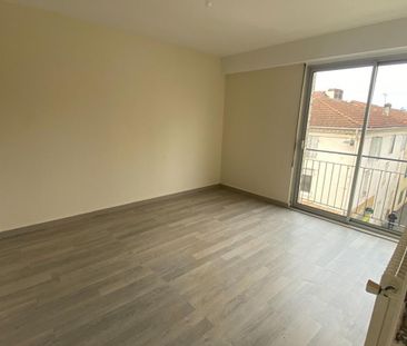 Location Appartement 4 pièces 94m² MONT DE MARSAN 40000 - Photo 4