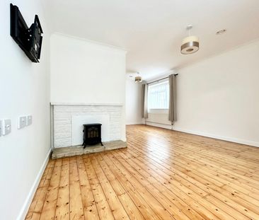 Bungalow to rent on - Photo 3