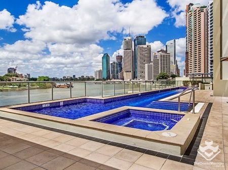 BEST VIEWS IN BRISBANE & NEWLY FINISHED - Photo 5