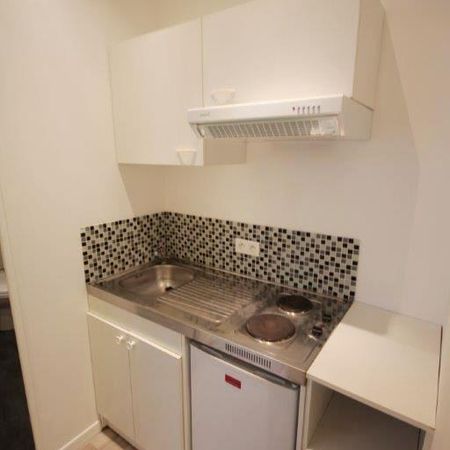 Location Appartement 1 pièce 14m² LILLE 59000 - Photo 3