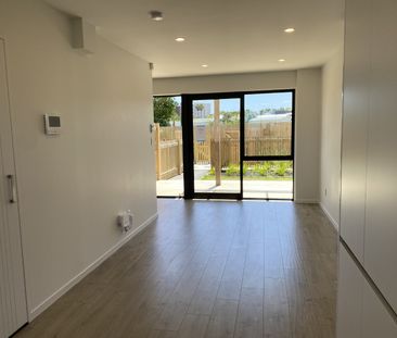 60 Elm Street, Avondale - Photo 6