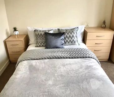 2 Bed Apartment - Photo 3