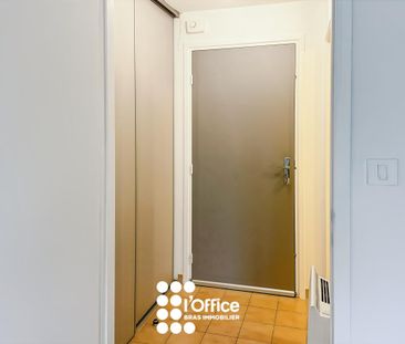 Location Appartement 1 pièce 25m² LA ROCHE SUR YON 85000 - Photo 4