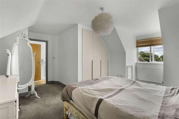 Epping Road, Ongar, CM5 - Photo 1