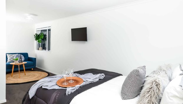 Stylish Studio, Close to the Hospital - Photo 1