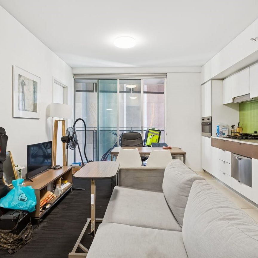 R63/34 Austin Street, Adelaide SA 5000 - Apartment For Rent | Domain - Photo 1