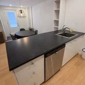 Logement Appartement 3 1/2 à Louer - Photo 2