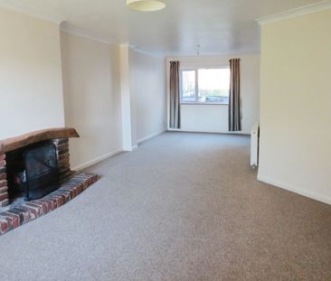 Leaders Way, Newmarket - Photo 1