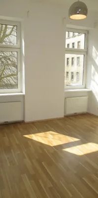 Echte 5-er-WG mit zusätzlichem Gemeinschaftsraum und extra Küche - Foto 1