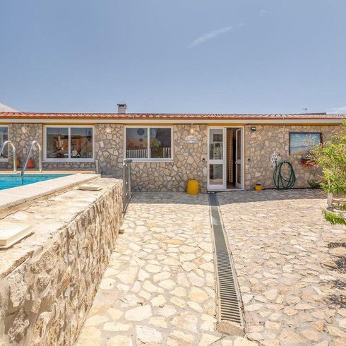 Rua 25 de Abril - Photo 1