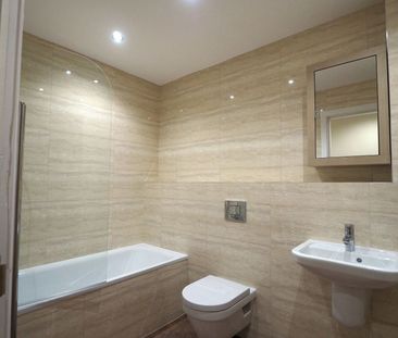 1 bed House Share Room 1 - Photo 6