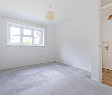 1 bedroom maisonette to rent - Photo 4