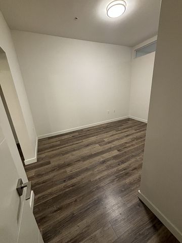 1 Bedroom - Photo 4