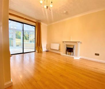 2 bedroom semi-detached house to rent - Photo 6