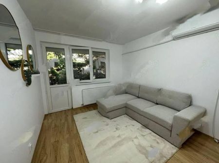 Piata unirii metrou amenajat 2 bai 2 balcoane - Fotografie 3