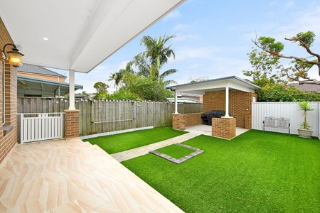 Stunning 4 Bedroom Home in the Heart of Rosebery - Photo 5