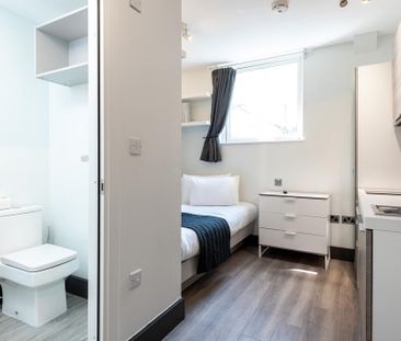 Studio to rent - Photo 3