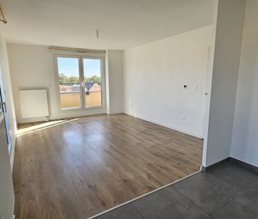 Location Appartement 2 pièces 49m² COMPIEGNE 60200 - Photo 6