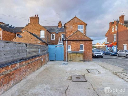 Jersey Road, Wolverton, MK12 - Photo 1