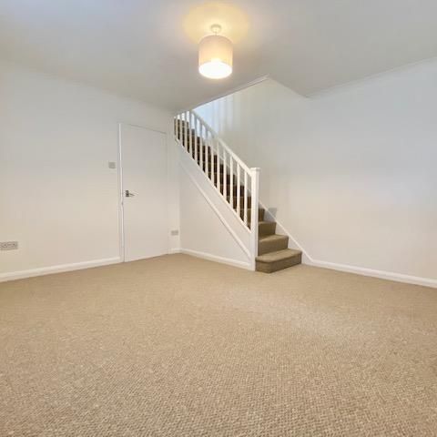 Wingfield Gardens, Frimley - 1 bedroomProperty for lettings - Seymours - Photo 1