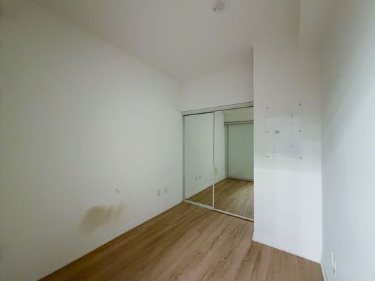 For Lease - 75 Canterbury Place Unit# 812, Toronto, Ontario - Photo 1