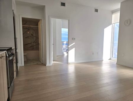 For Lease - 251 Jarvis Street Unit# #5003, Toronto, Ontario - Photo 3