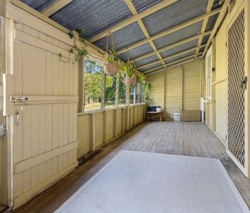 One of the most spectacular outlooks on Terranora Road! ALL INSPECT... - Photo 3