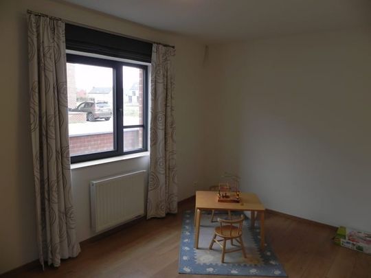 Appartement te huur - Photo 1