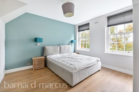 Vicarage Crescent, LONDON - Photo 2