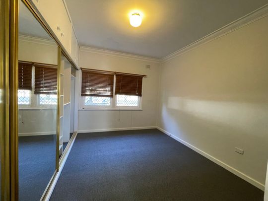 3 Bedroom Home in South - Photo 1