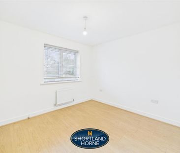 3 bedroom detached house to rent - Photo 4