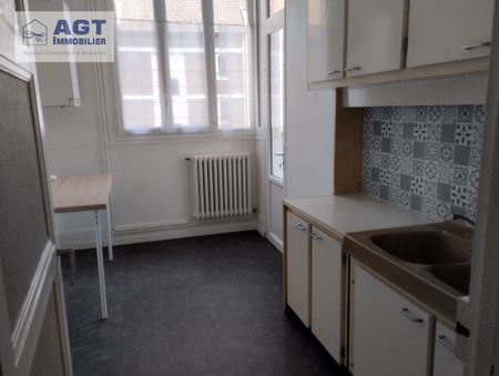 Location Appartement 3 pièces 93m² BEAUVAIS 60000 - Photo 5
