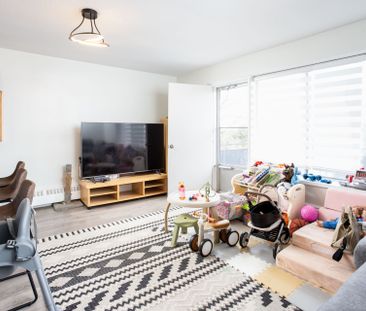 For Lease - 371 Lakeshore Road Unit# 504, Mississauga, Ontario - Photo 1
