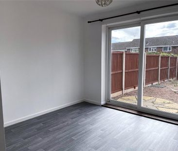 3 bedroom terraced house to rent - Photo 5