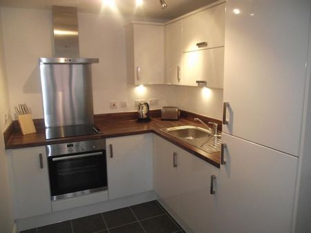 1 bedroom flat to rent - Photo 4