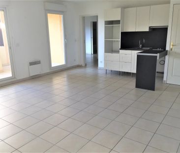 Location Appartement 2 pièces 49m² AIX EN PROVENCE 90ème - Photo 1