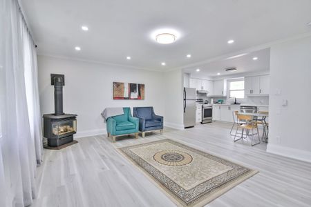 For Lease - 2043 St Johns Road, Innisfil, Ontario - Photo 3