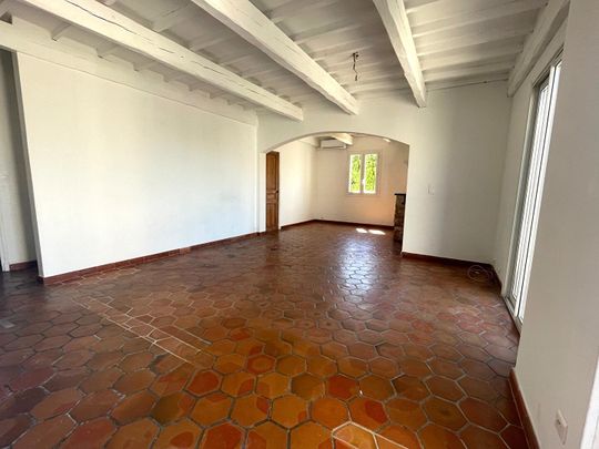 Maison de plain-pied type 4 à louer non meublée avec jardin et garage, proche du centre d'Ensuès-la-Redonne, - Photo 1