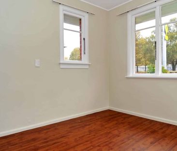 Fantastic Three Bedroom Home - Photo 5