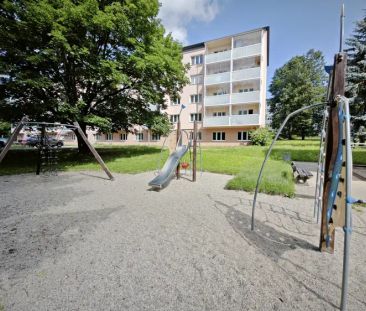 Nabízíme k pronájmu panelový zrekonstruovaný byt 3+kk nedaleko cent... - Photo 6