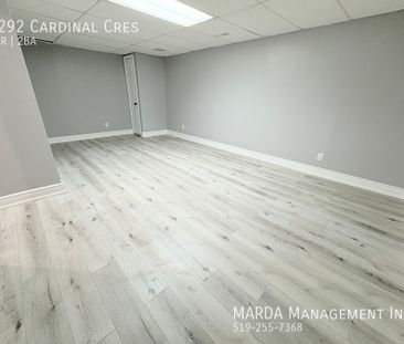 SPACIOUS 3-BEDROOM/1.5-BATH TOWNHOUSE WITH GARAGE + UTILITIES - Photo 5