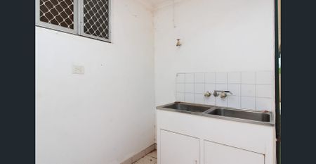 Everything Great, At Number 8! - Photo 5