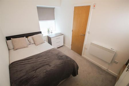 2 bedroom apartment to rent - Photo 4