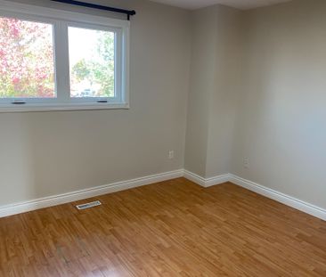 For Lease - 6419 Longspur Road Unit# Main/2nd, Mississauga, Ontario - Photo 2